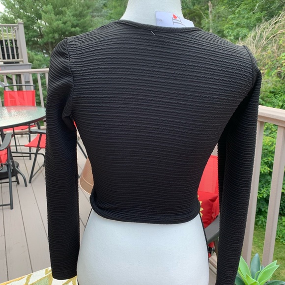 Shirt - Picture 3 of 4